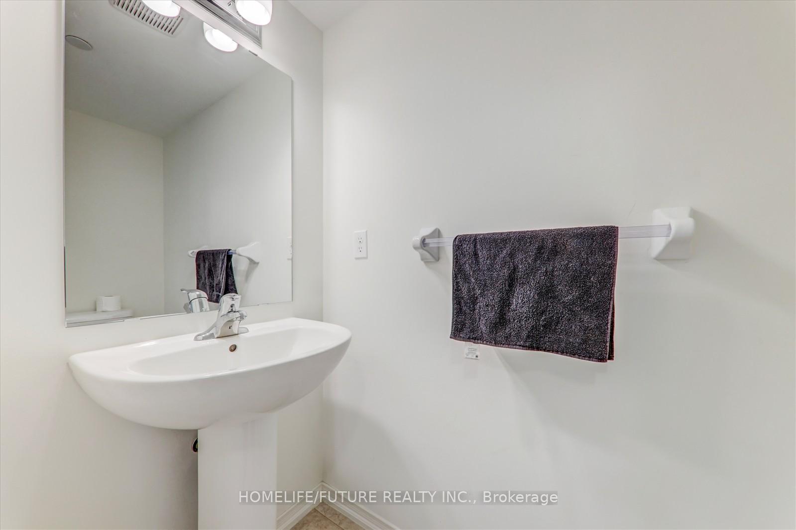 Photo 11 of 2699 Deputy Minister Path, Oshawa, Windfields — HOMEH