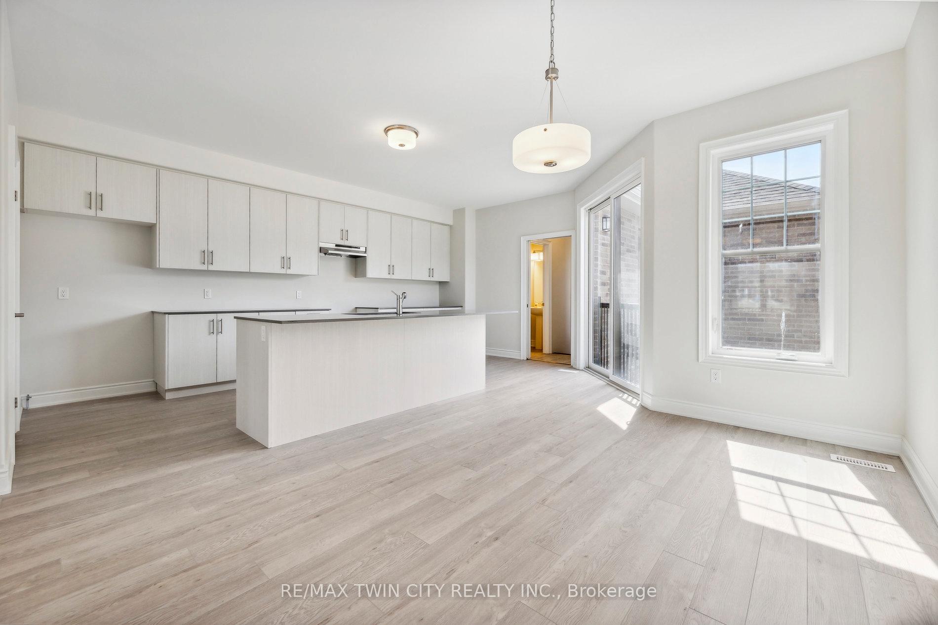 Photo 9 of 1085 Rippingale Trail, Peterborough, Northcrest Ward 5 — HOMEH