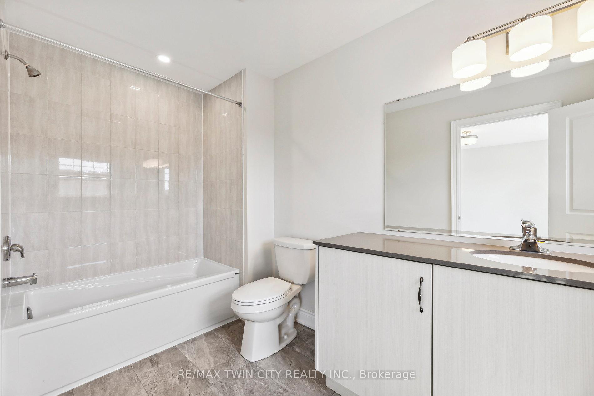 Photo 11 of 1085 Rippingale Trail, Peterborough, Northcrest Ward 5 — HOMEH