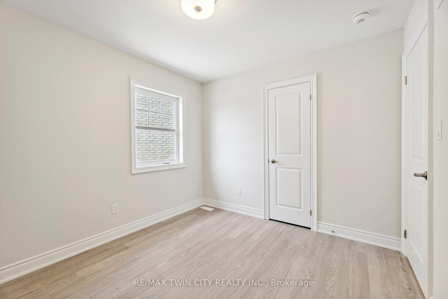 Photo 13 of 1085 Rippingale Trail, Peterborough, Northcrest Ward 5 — HOMEH