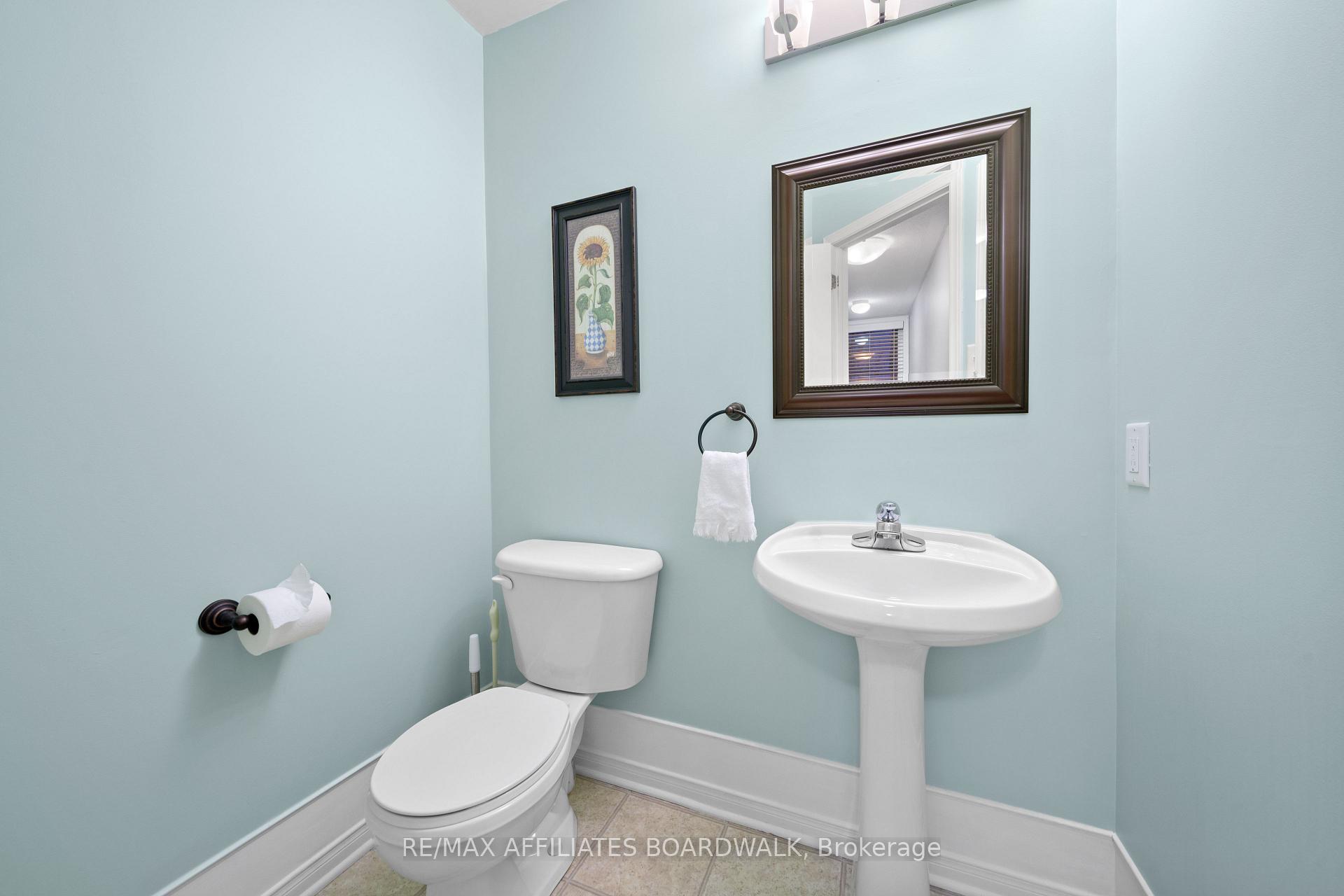 Photo 15 of 634 St Bruno Street, Ottawa, Avalon East — HOMEH