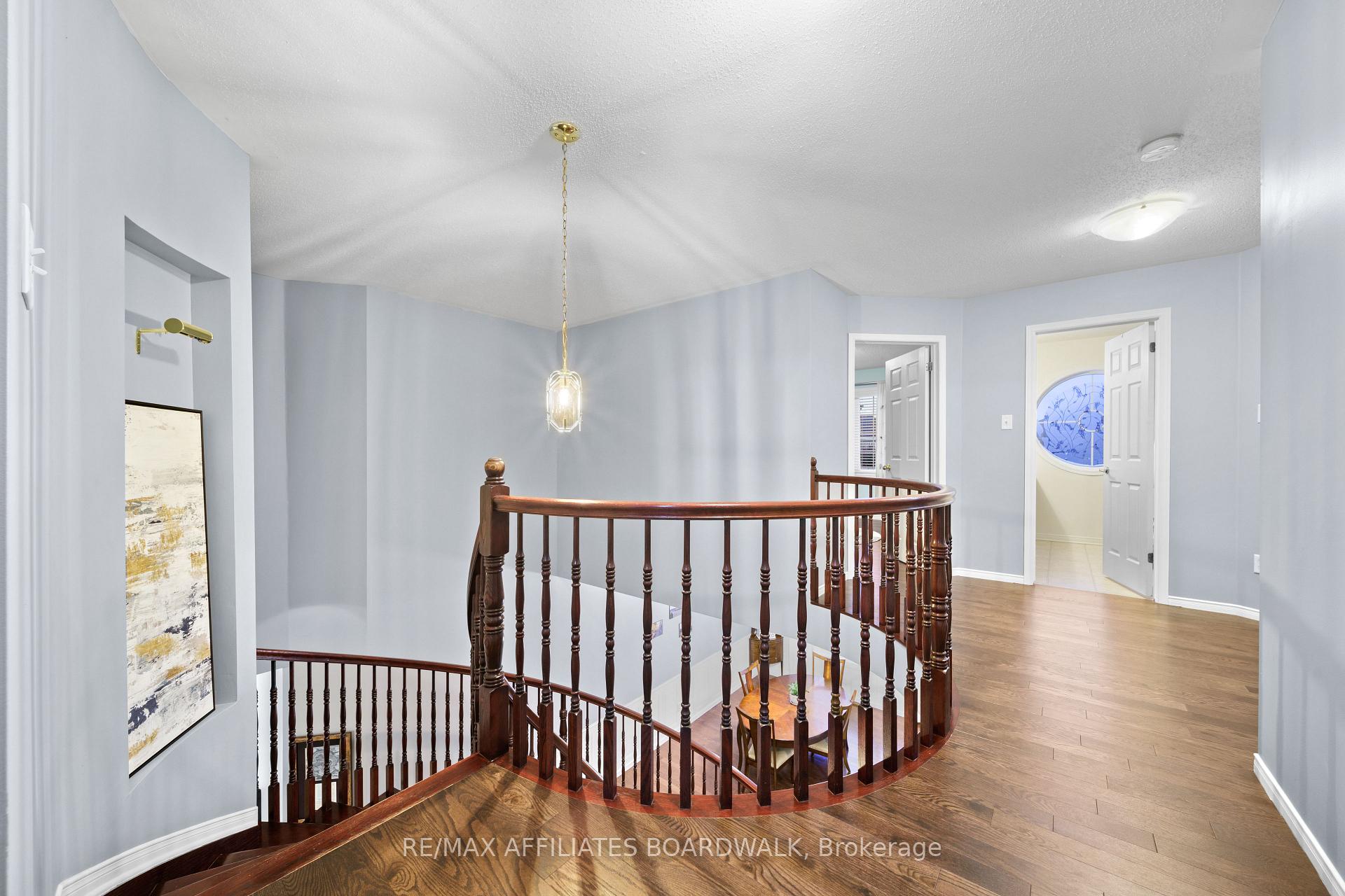 Photo 16 of 634 St Bruno Street, Ottawa, Avalon East — HOMEH