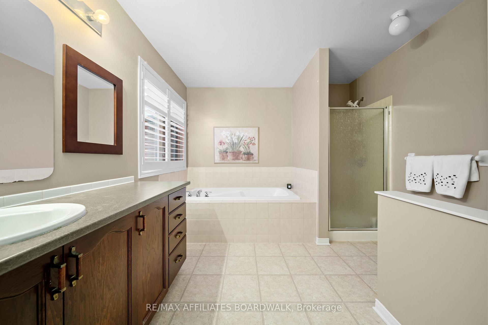 Photo 19 of 634 St Bruno Street, Ottawa, Avalon East — HOMEH