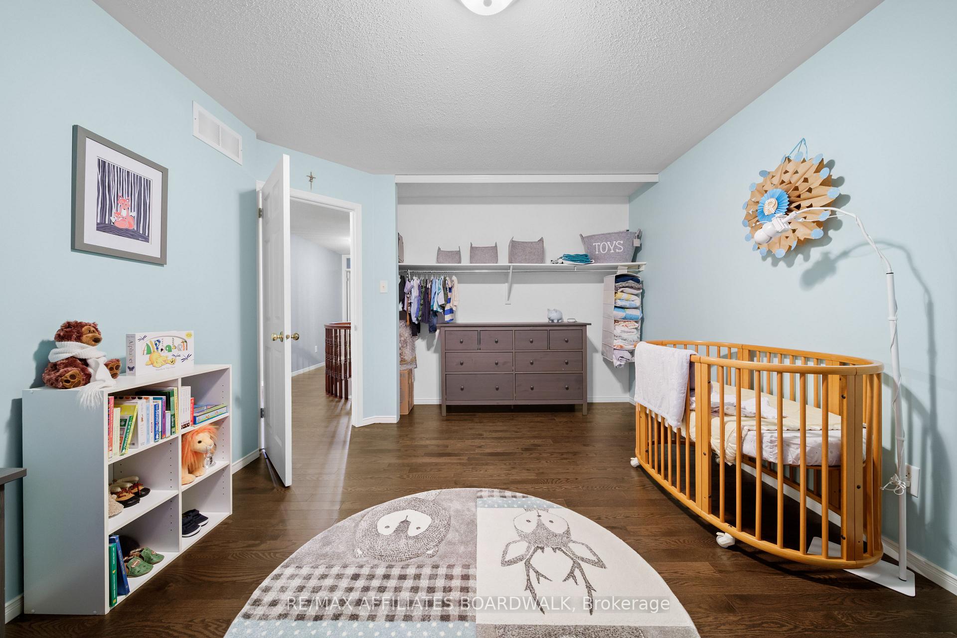 Photo 21 of 634 St Bruno Street, Ottawa, Avalon East — HOMEH