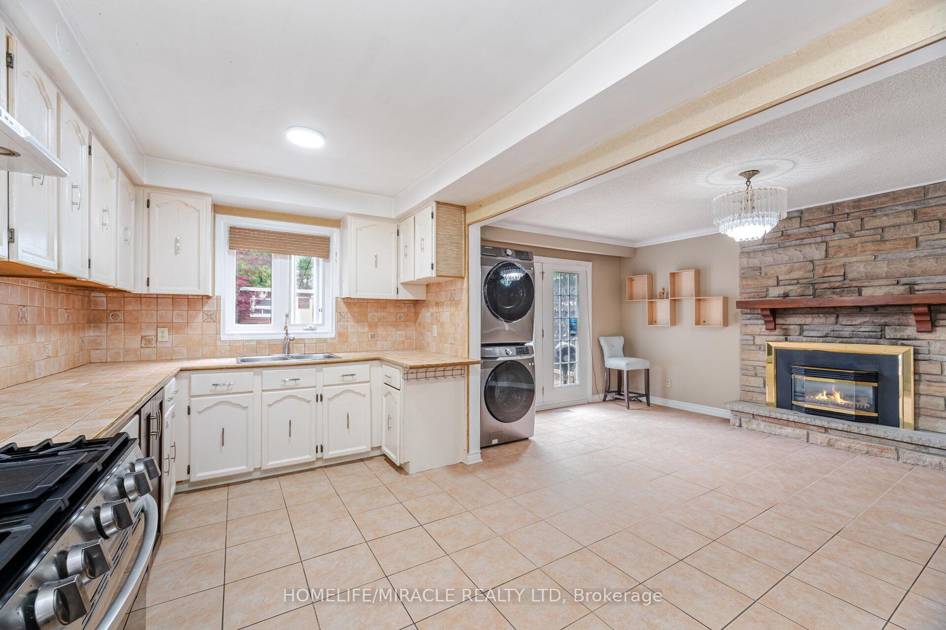 Photo 10 of 1217 Gloucester Square, Pickering, Liverpool — HOMEH
