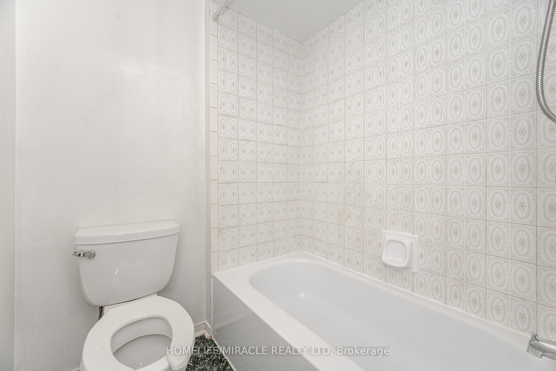 Photo 31 of 1217 Gloucester Square, Pickering, Liverpool — HOMEH