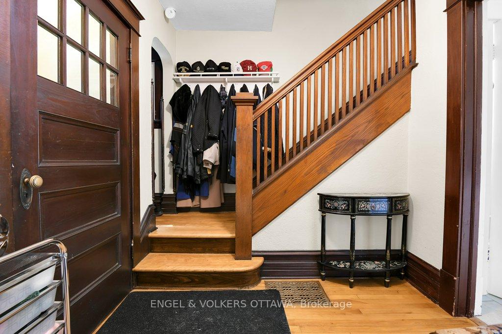 Photo 10 of 141 Minto Place, Ottawa, Rockcliffe — HOMEH