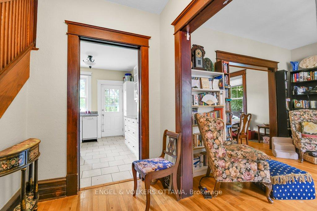 Photo 11 of 141 Minto Place, Ottawa, Rockcliffe — HOMEH