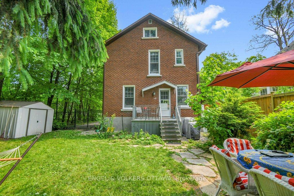 Photo 36 of 141 Minto Place, Ottawa, Rockcliffe — HOMEH