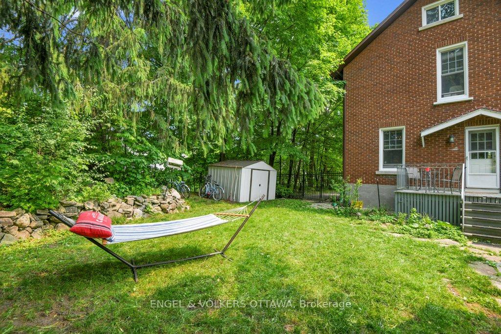 Photo 37 of 141 Minto Place, Ottawa, Rockcliffe — HOMEH