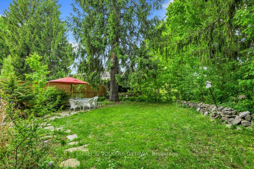 Photo 38 of 141 Minto Place, Ottawa, Rockcliffe — HOMEH
