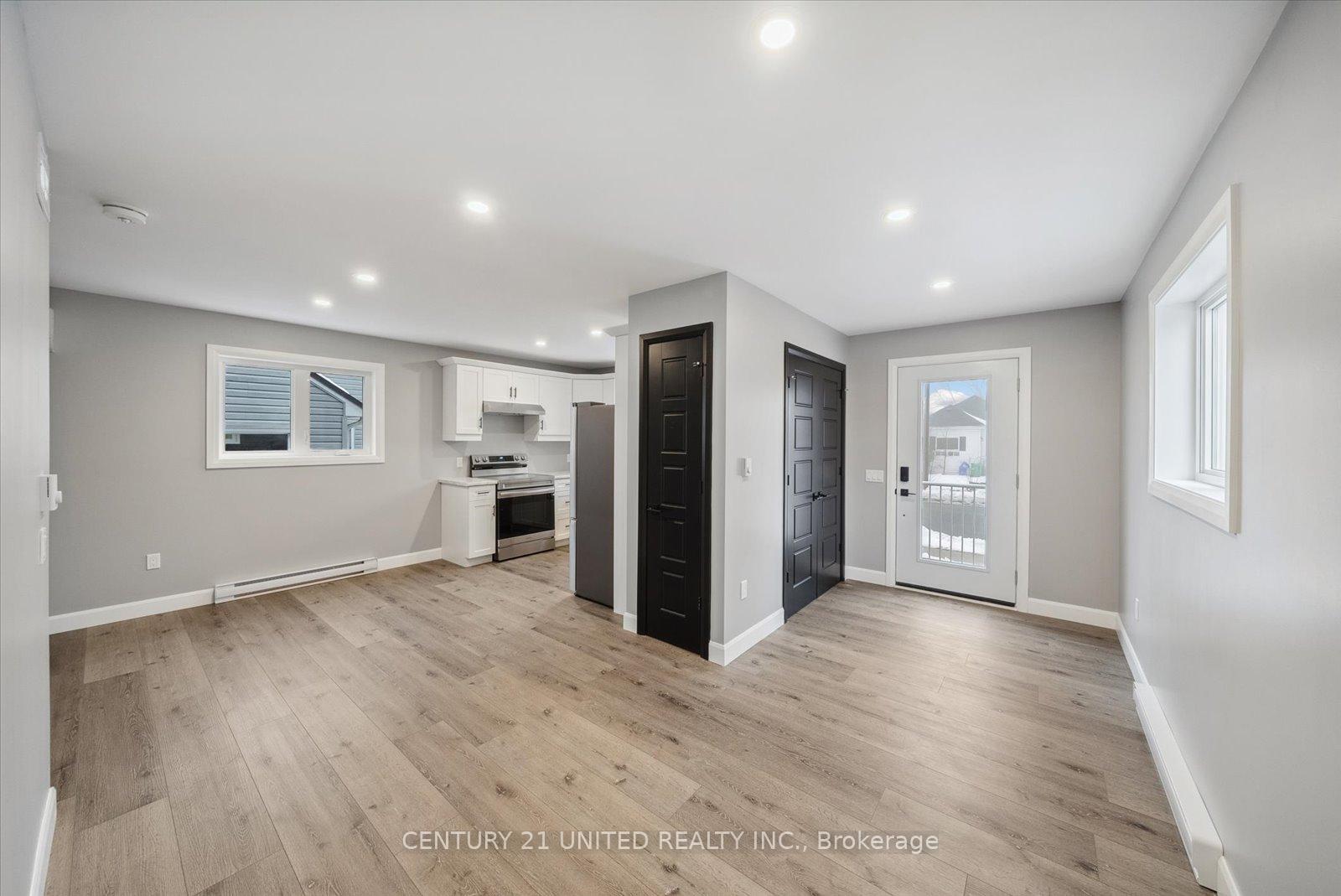 Photo 6 of Unit 2, 491 King George Street, Peterborough, Otonabee Ward 1 — HOMEH