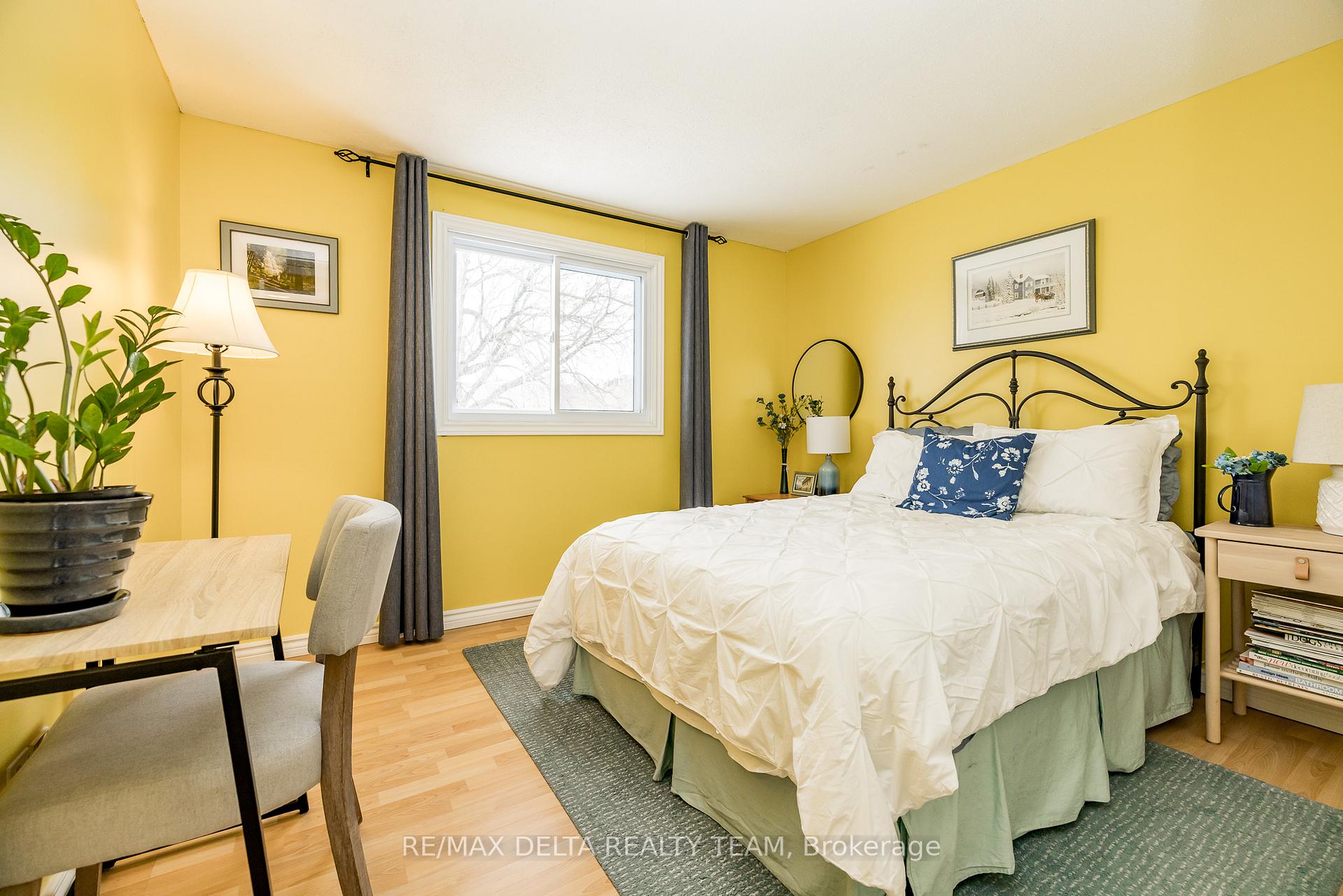 Photo 16 of 300 Tulip Crescent, Ottawa, Chatelaine Village — HOMEH