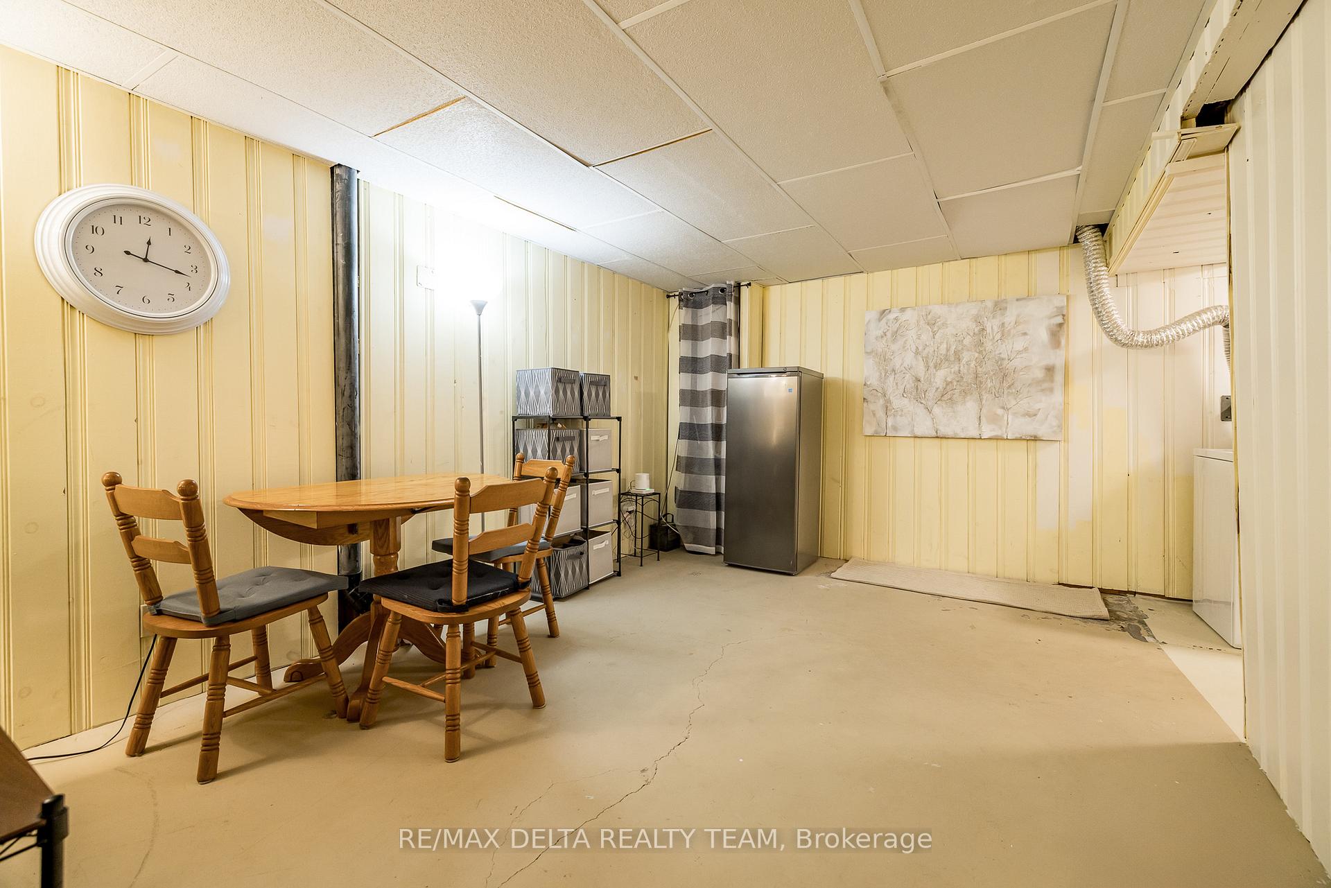 Photo 22 of 300 Tulip Crescent, Ottawa, Chatelaine Village — HOMEH