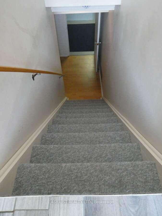 Photo 18 of 24 Wilson Street, Renfrew — HOMEH