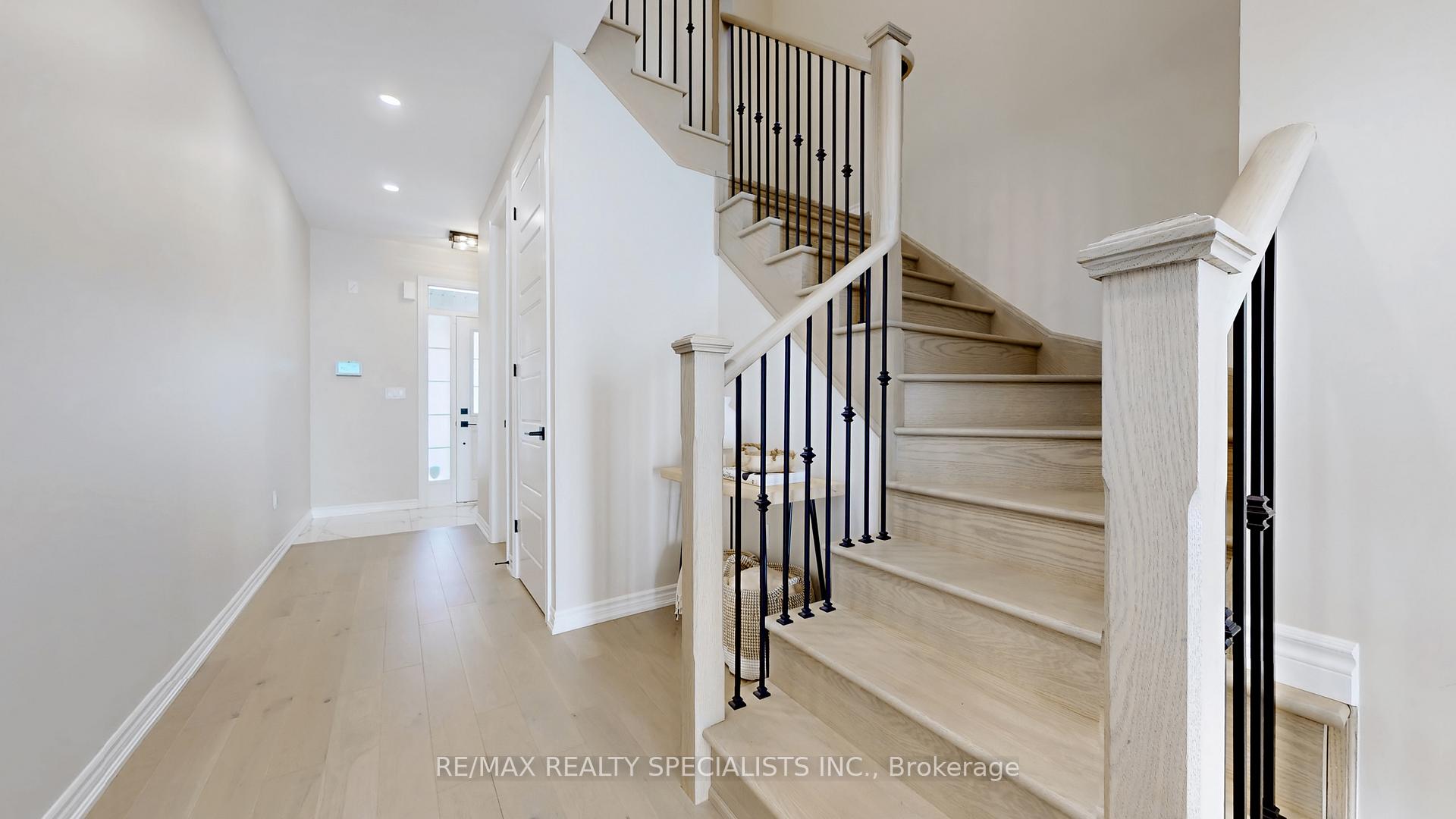 Photo 15 of 462 Bergamot Avenue, Milton, Walker — HOMEH