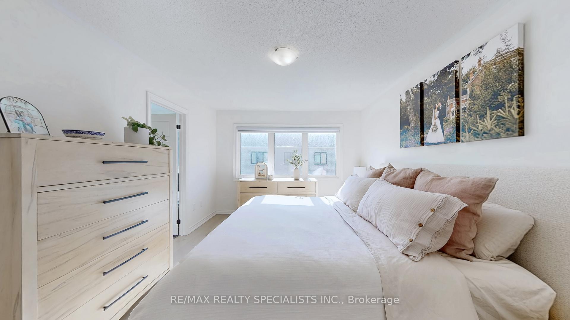 Photo 18 of 462 Bergamot Avenue, Milton, Walker — HOMEH