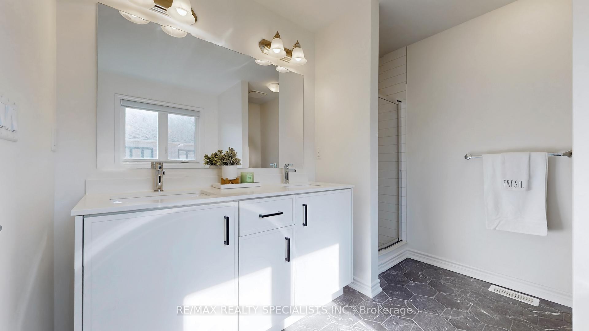 Photo 19 of 462 Bergamot Avenue, Milton, Walker — HOMEH