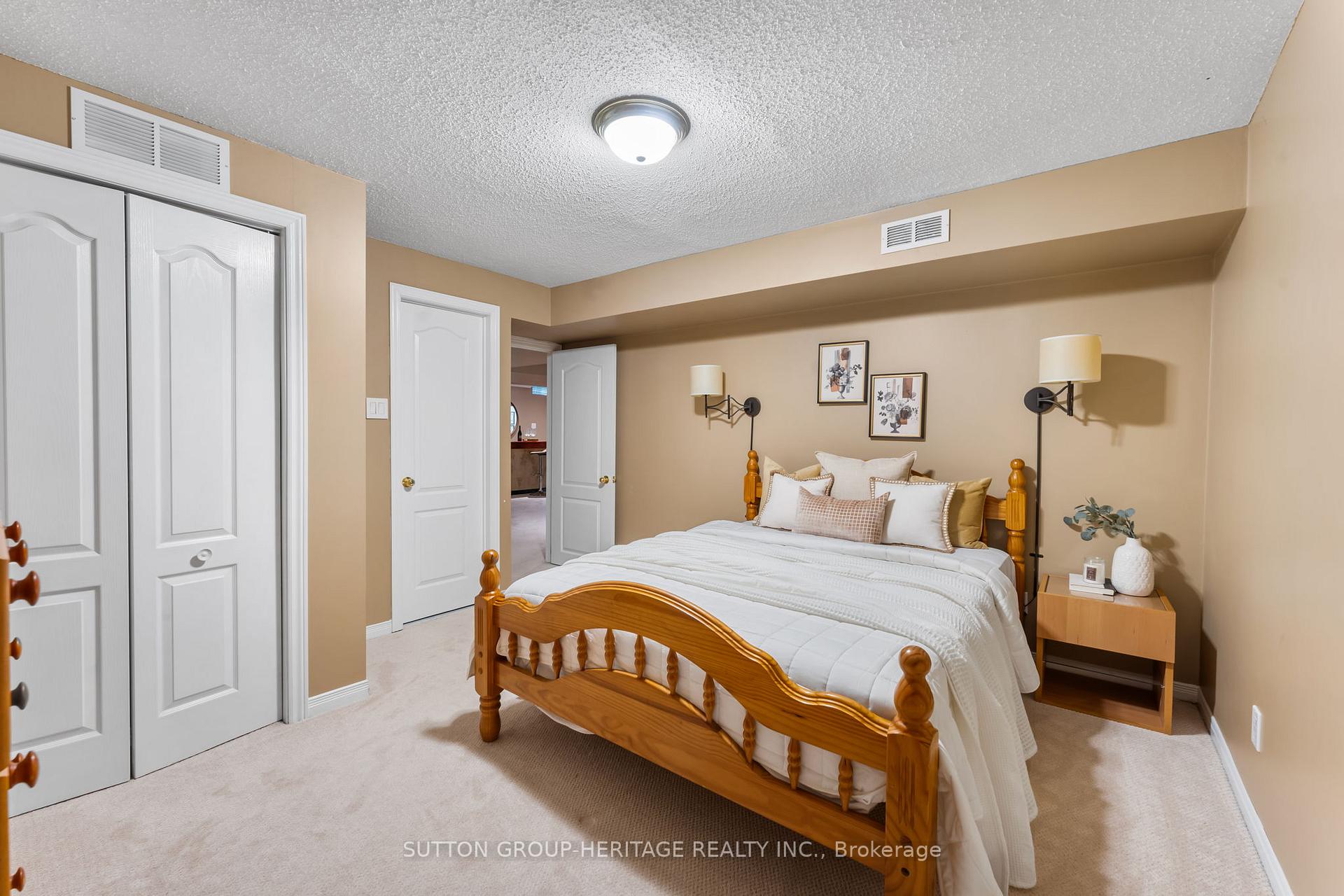 Photo 32 of 2300 Abbott Crescent, Pickering, Brock Ridge — HOMEH