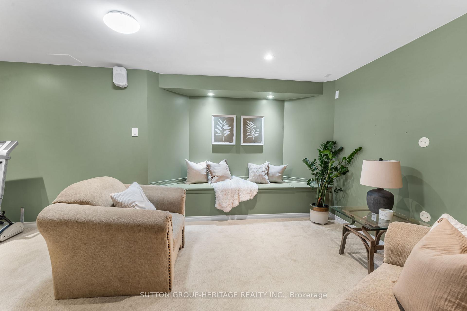 Photo 34 of 2300 Abbott Crescent, Pickering, Brock Ridge — HOMEH