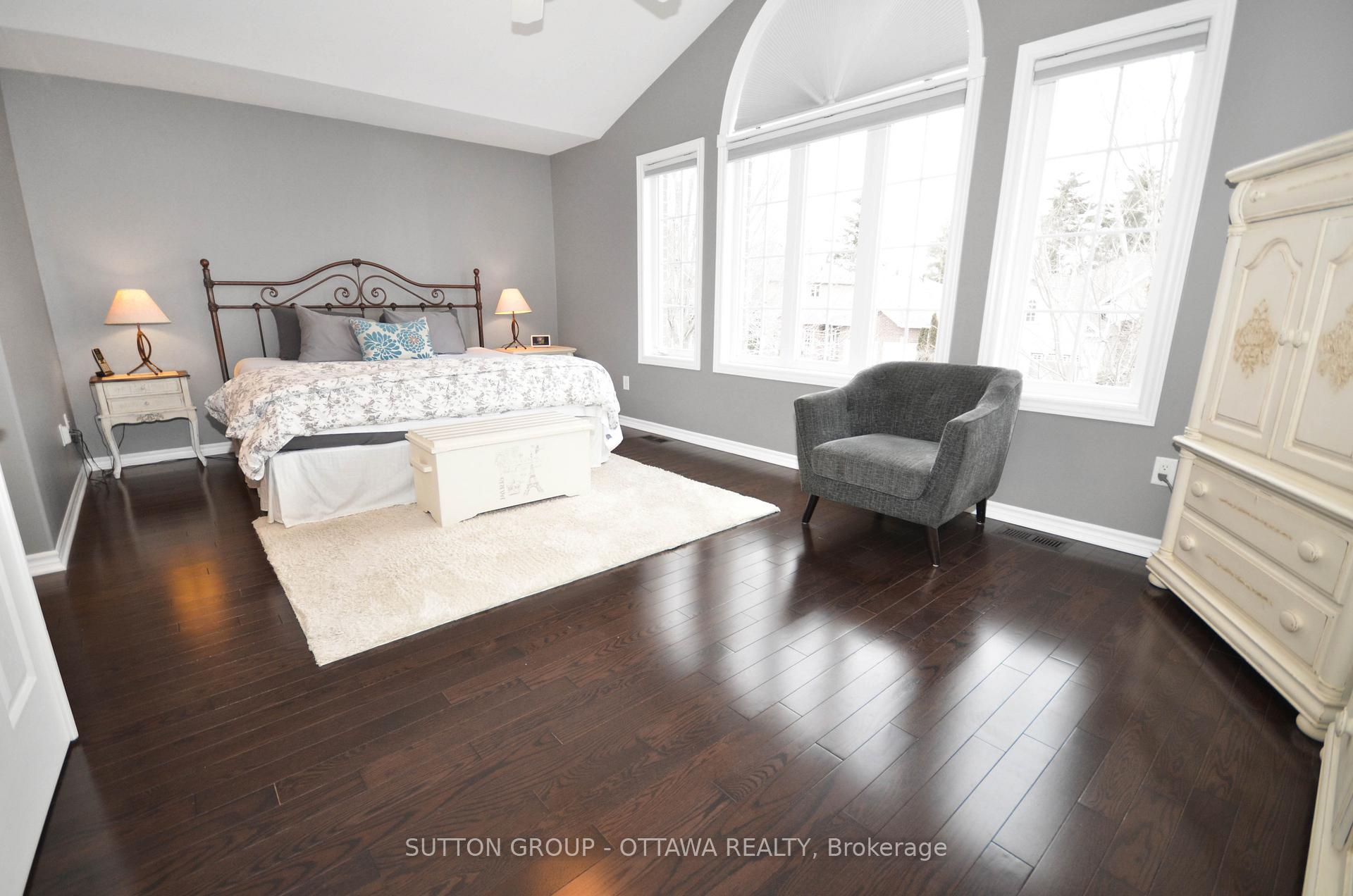 Photo 12 of 1812 Heatherstone Crescent, Ottawa, Springridge/East Village — HOMEH