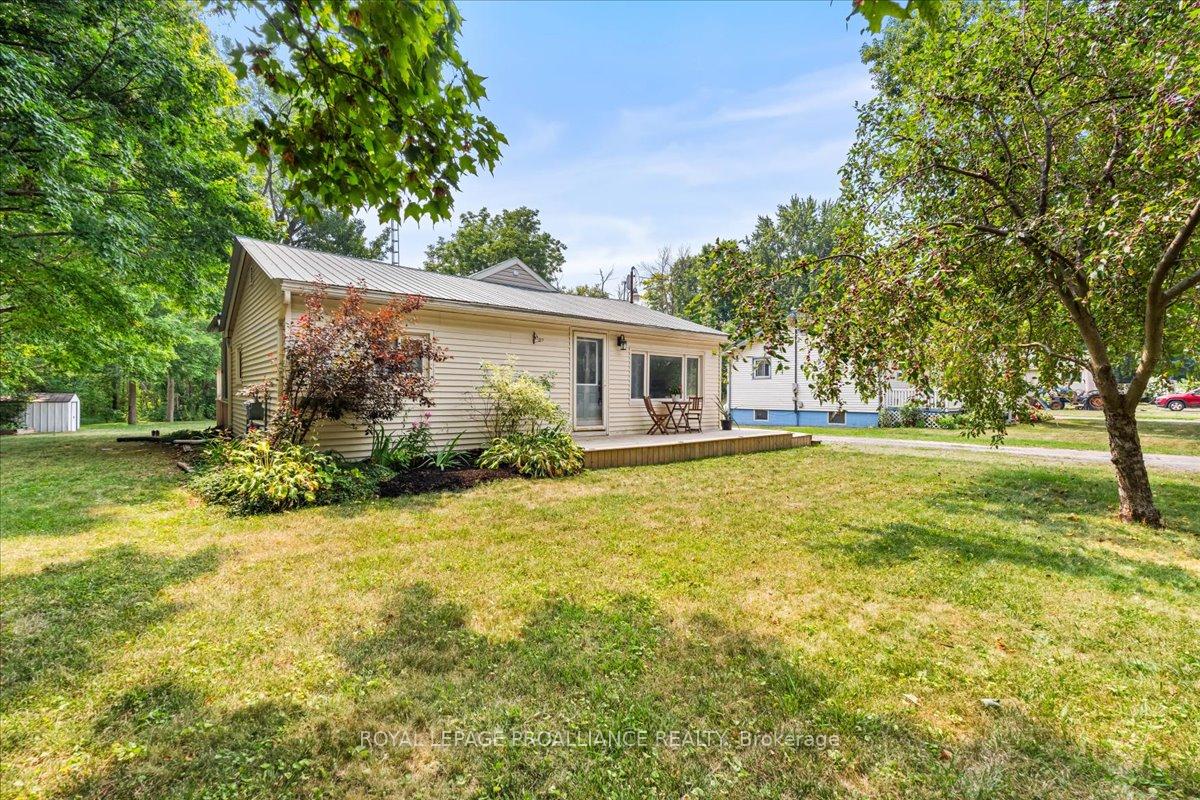 Photo 2 of 123 County Rd 34, Prince Edward County, Hallowell Ward — HOMEH