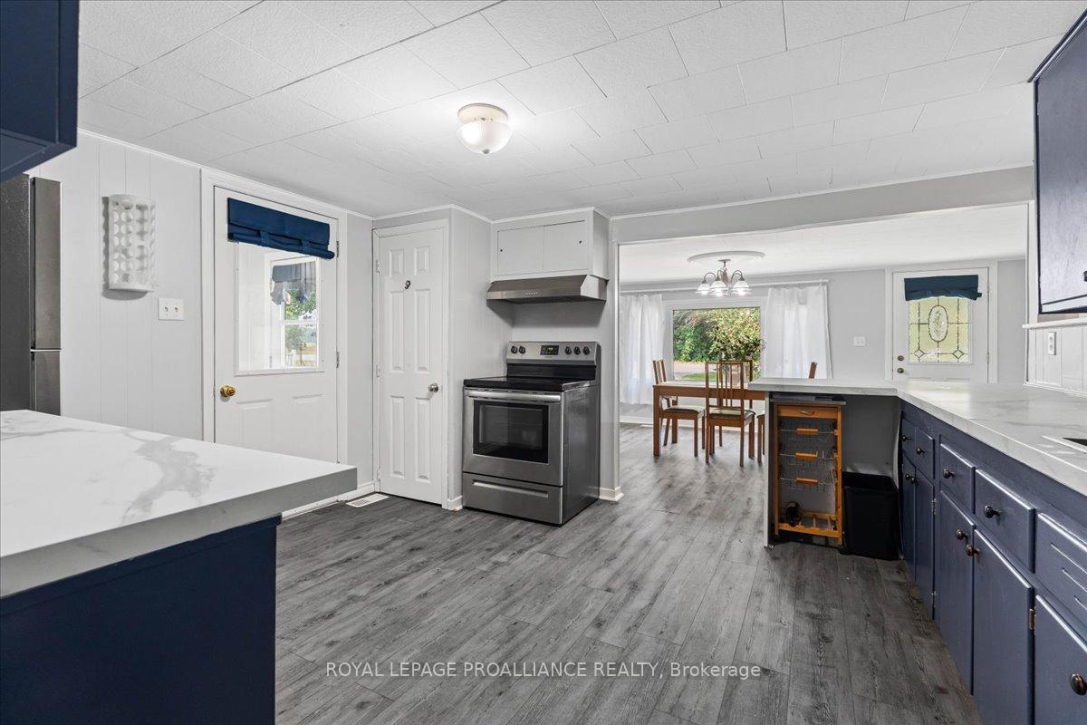 Photo 16 of 123 County Rd 34, Prince Edward County, Hallowell Ward — HOMEH