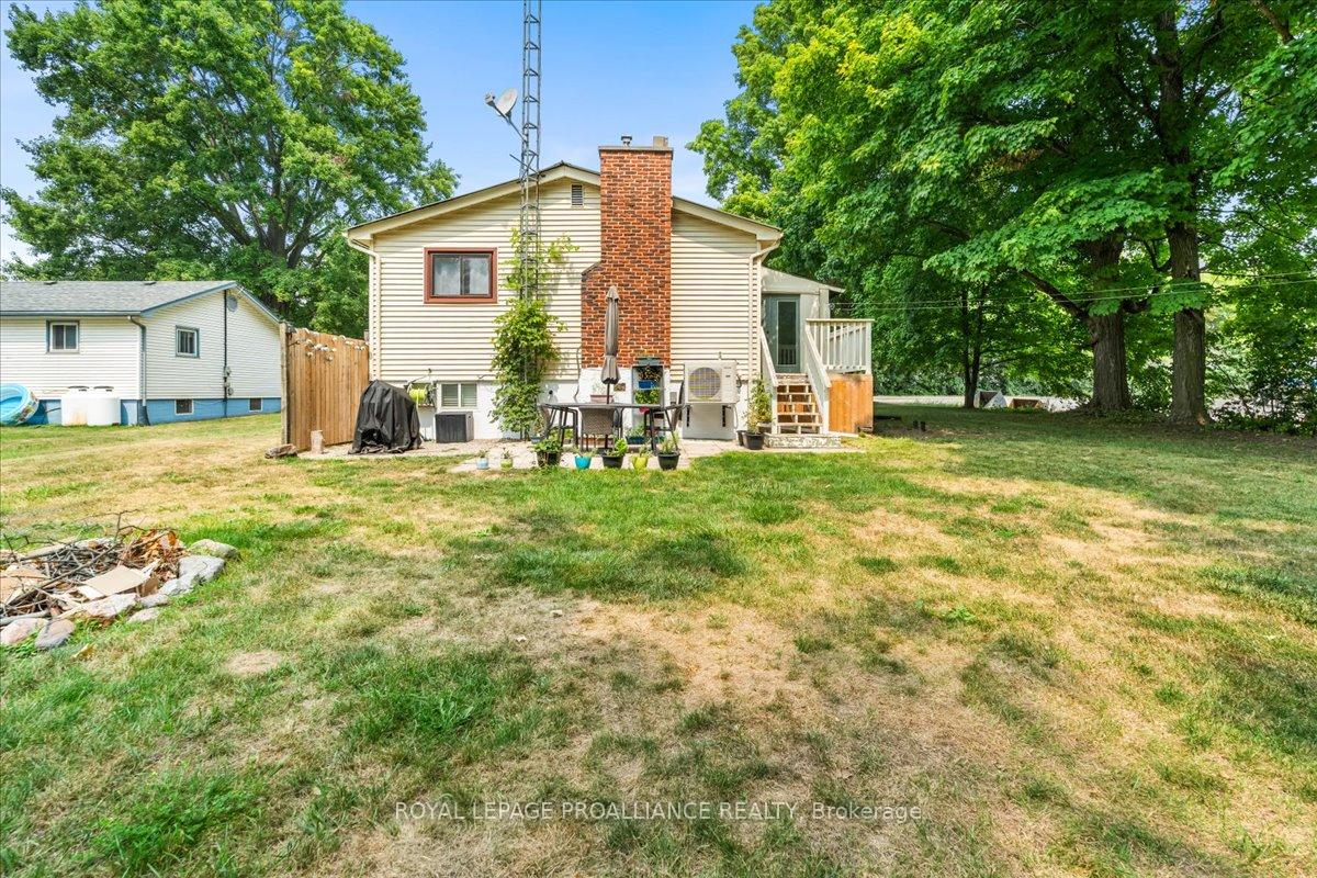 Photo 36 of 123 County Rd 34, Prince Edward County, Hallowell Ward — HOMEH