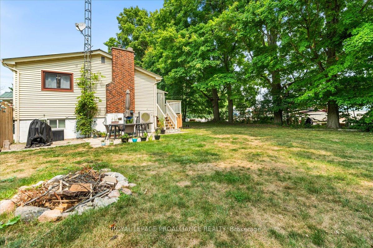 Photo 37 of 123 County Rd 34, Prince Edward County, Hallowell Ward — HOMEH