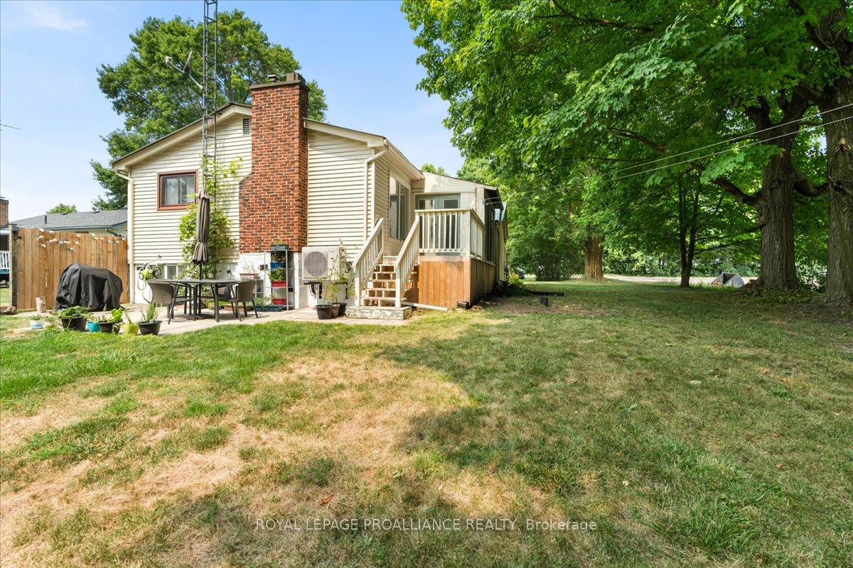 Photo 38 of 123 County Rd 34, Prince Edward County, Hallowell Ward — HOMEH