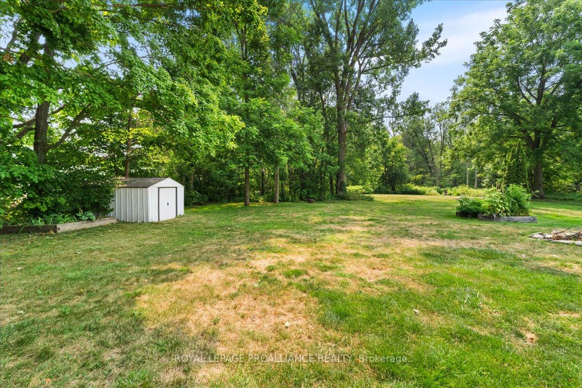 Photo 39 of 123 County Rd 34, Prince Edward County, Hallowell Ward — HOMEH