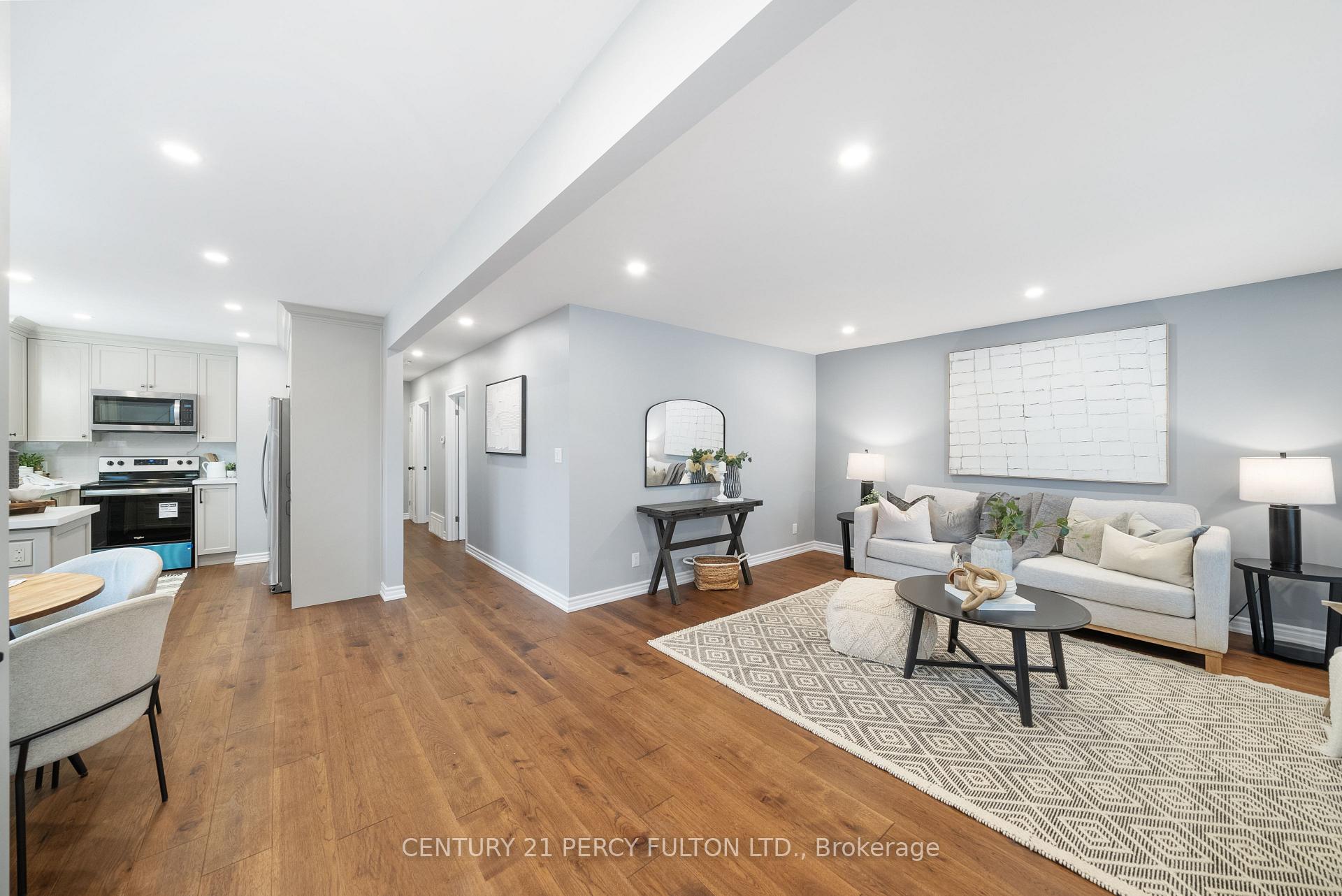 Photo 5 of Unit Main Floor, 888 Naroch Boulevard, Pickering, Bay Ridges — HOMEH