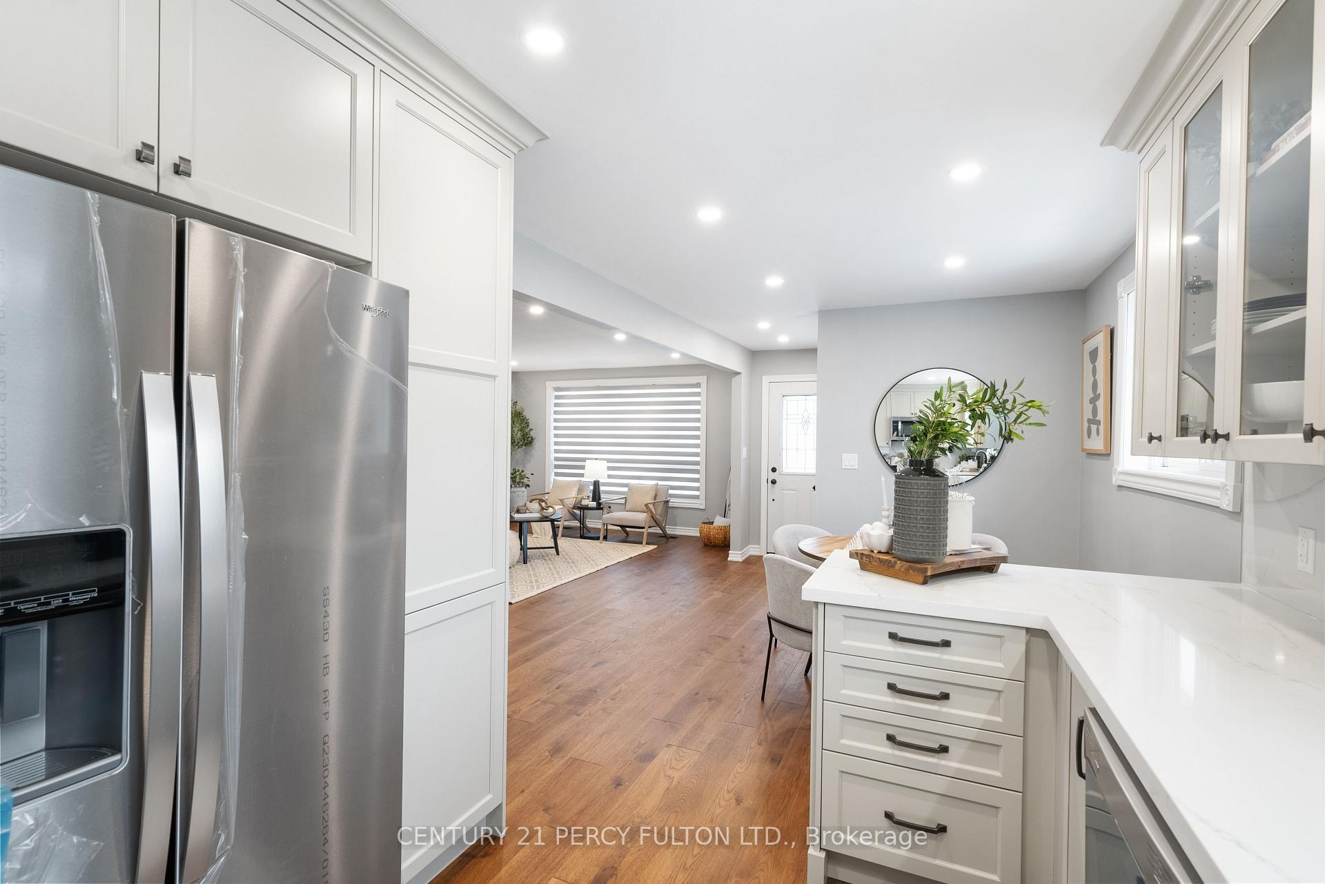 Photo 10 of Unit Main Floor, 888 Naroch Boulevard, Pickering, Bay Ridges — HOMEH