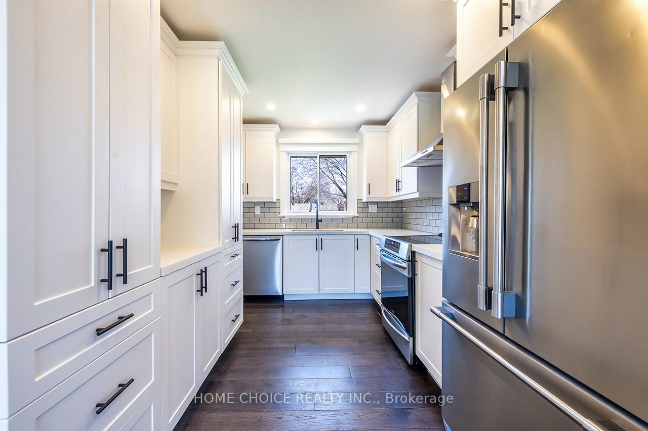 Photo 4 of 288 Windsor Street, Oshawa, Donevan — HOMEH