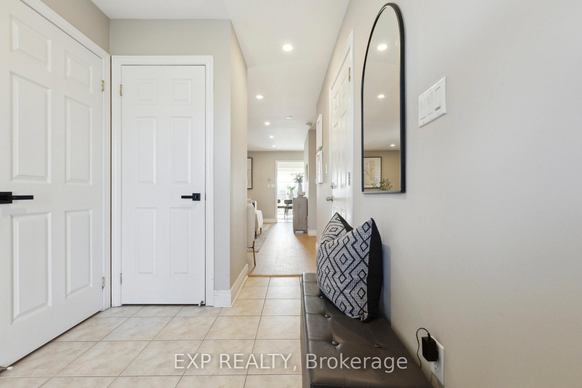 Photo 2 of 262 Centennial Forest Drive, Milton, Timberlea — HOMEH