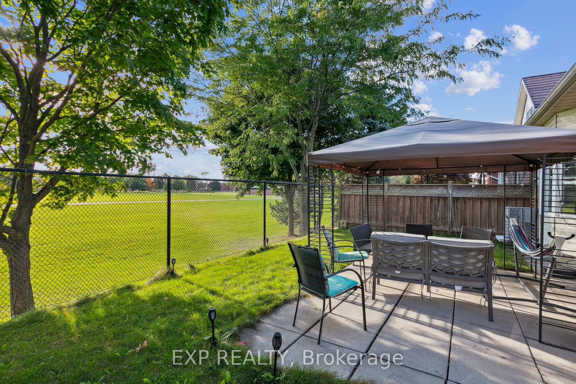 Photo 26 of 262 Centennial Forest Drive, Milton, Timberlea — HOMEH