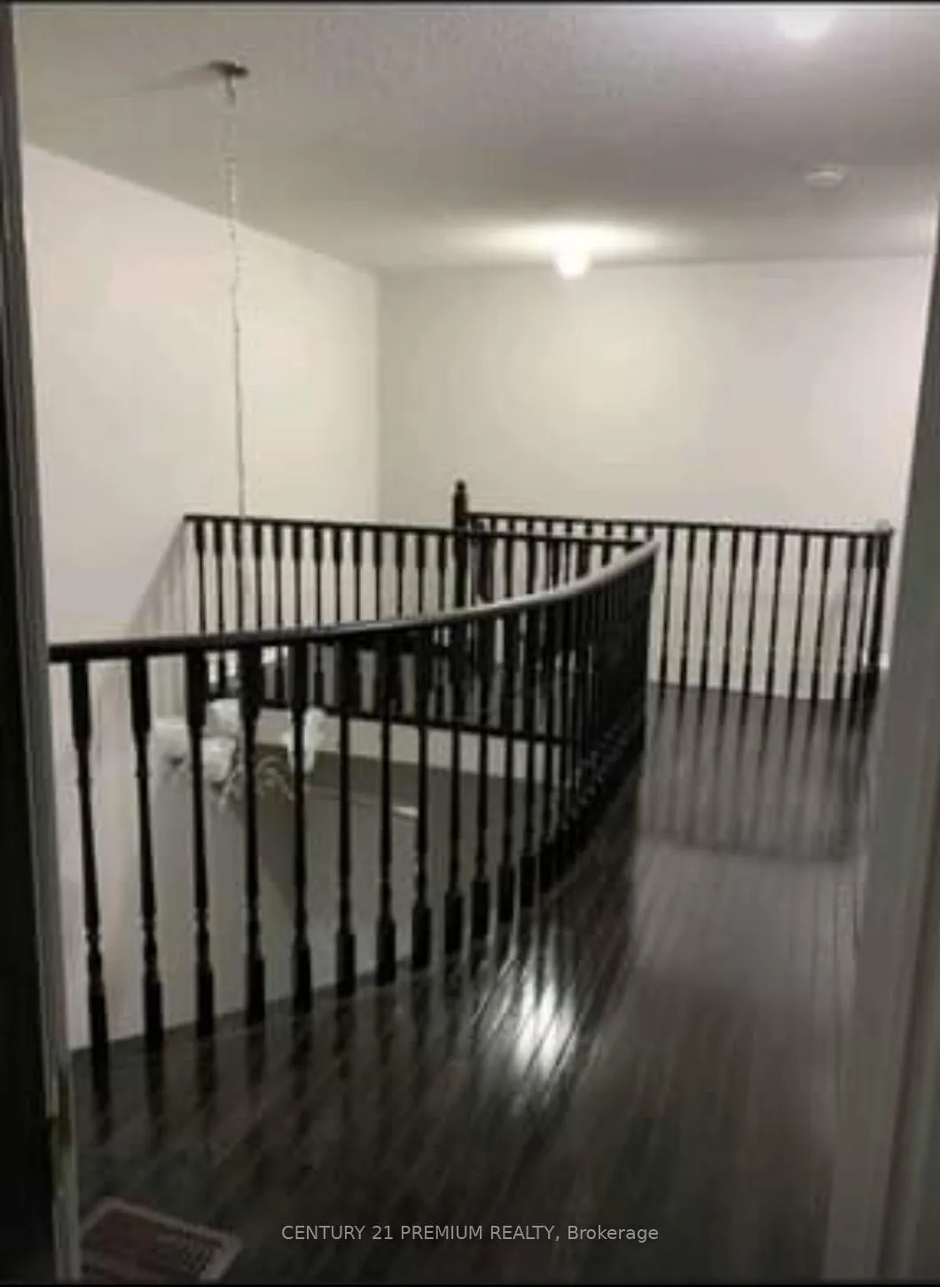 Photo 16 of Unit MAIN, 48 Gulfbrook Circle, Brampton, Heart Lake East — HOMEH