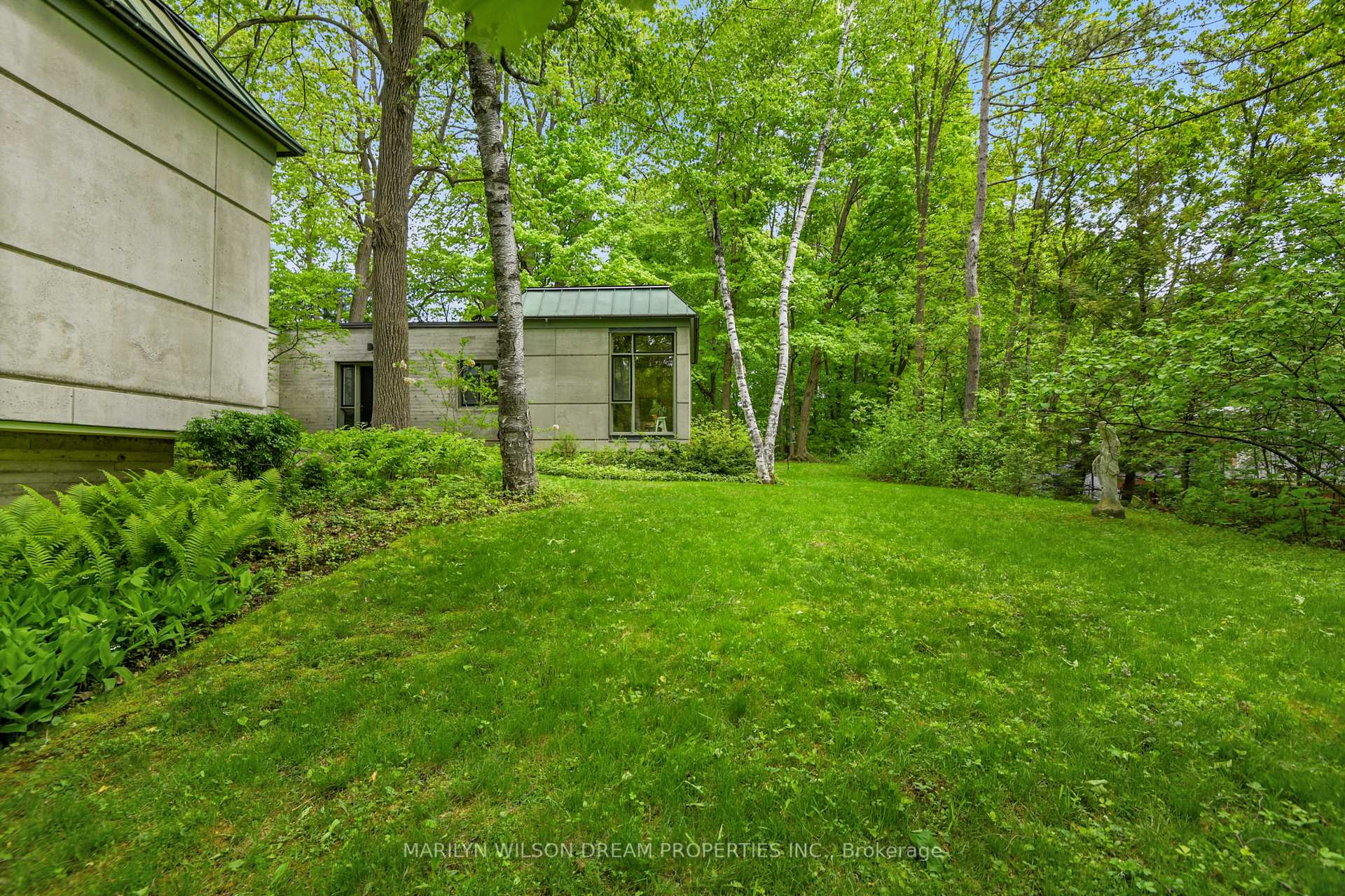 Photo 2 of 145 Lakeway Drive, Ottawa, Rockcliffe — HOMEH