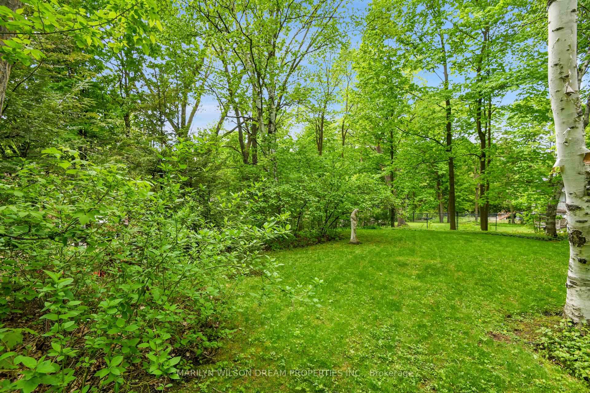 Photo 7 of 145 Lakeway Drive, Ottawa, Rockcliffe — HOMEH