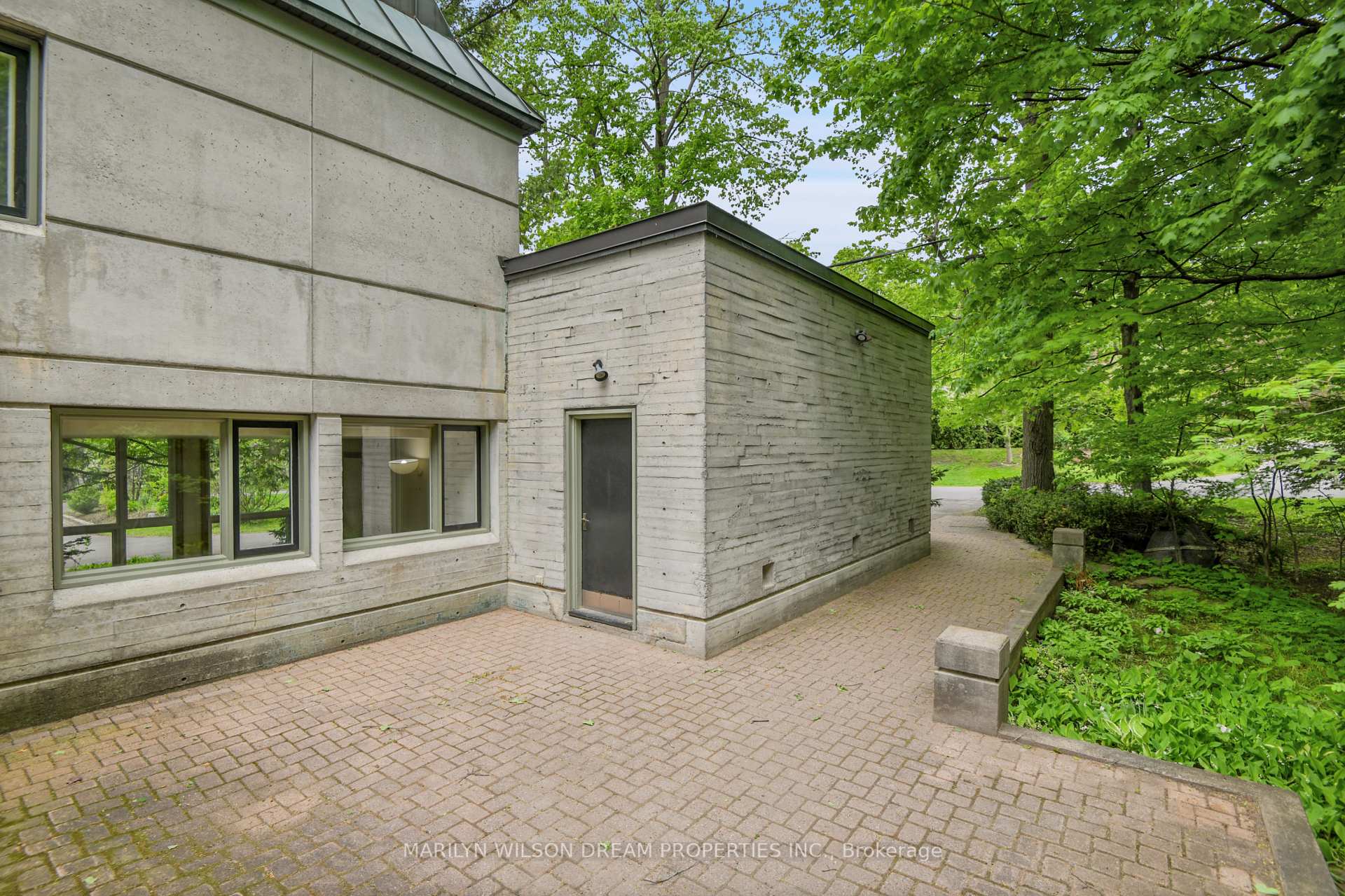 Photo 12 of 145 Lakeway Drive, Ottawa, Rockcliffe — HOMEH