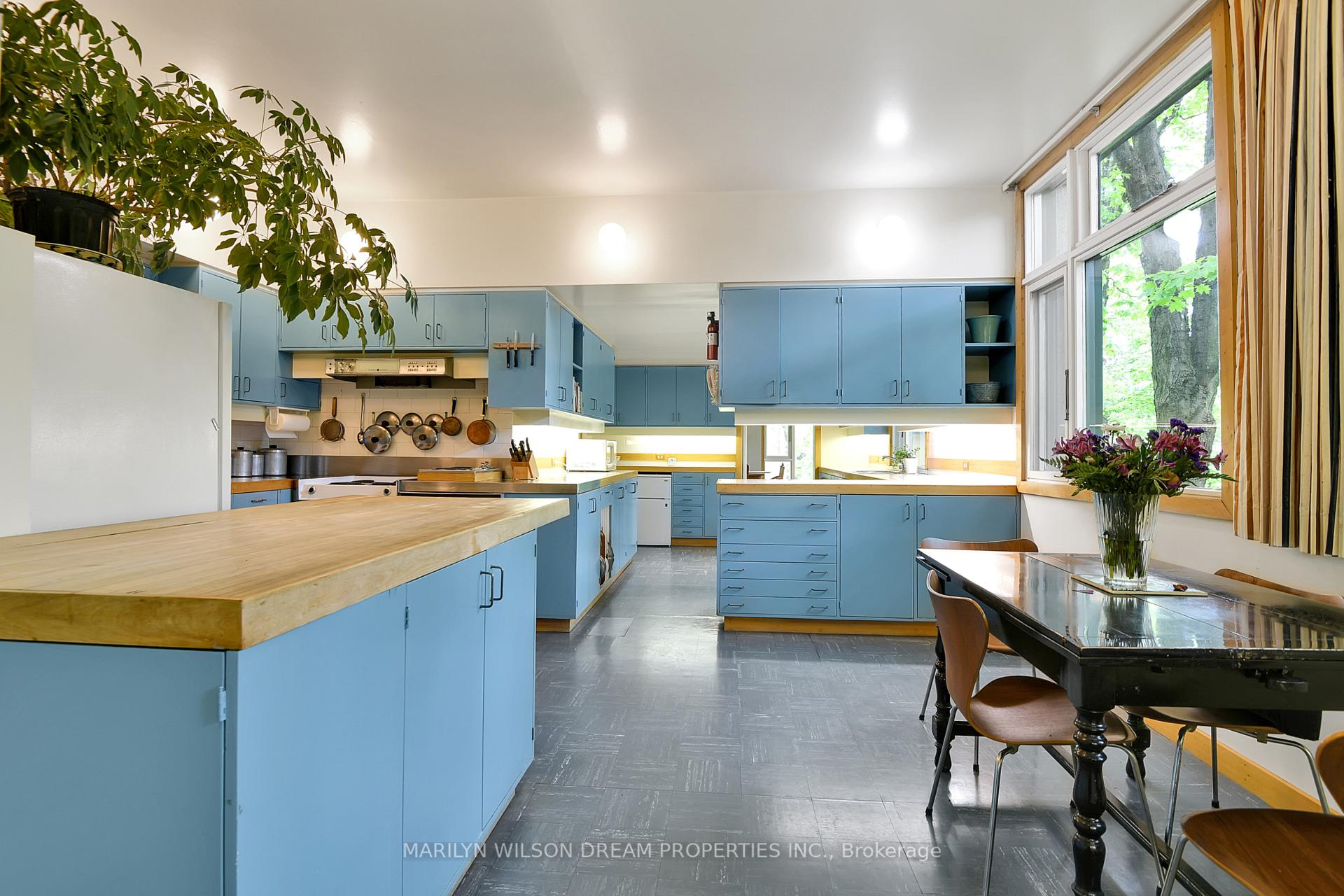 Photo 29 of 145 Lakeway Drive, Ottawa, Rockcliffe — HOMEH