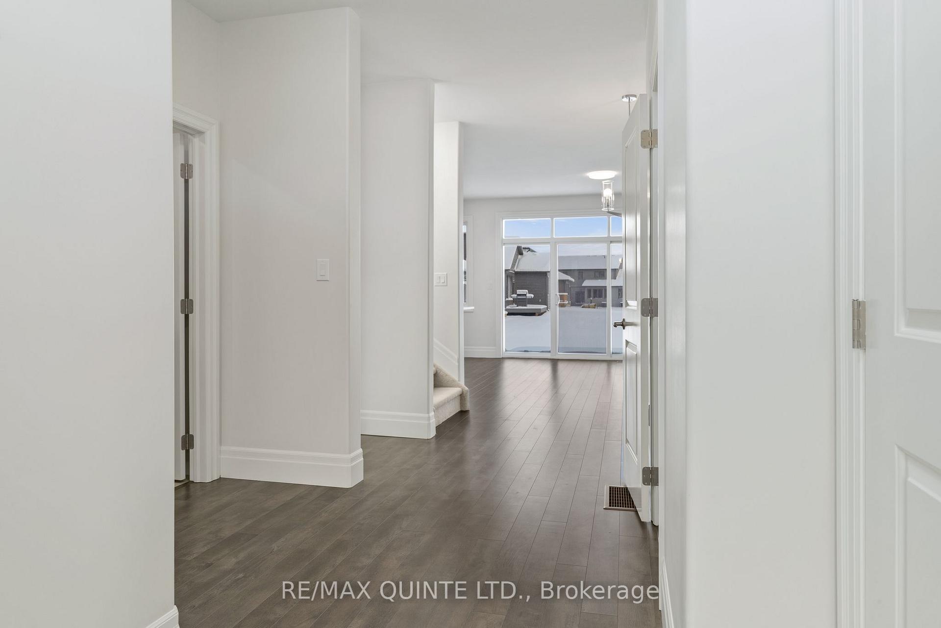 Photo 6 of 216 Beasley Crescent, Prince Edward County, Hallowell Ward — HOMEH