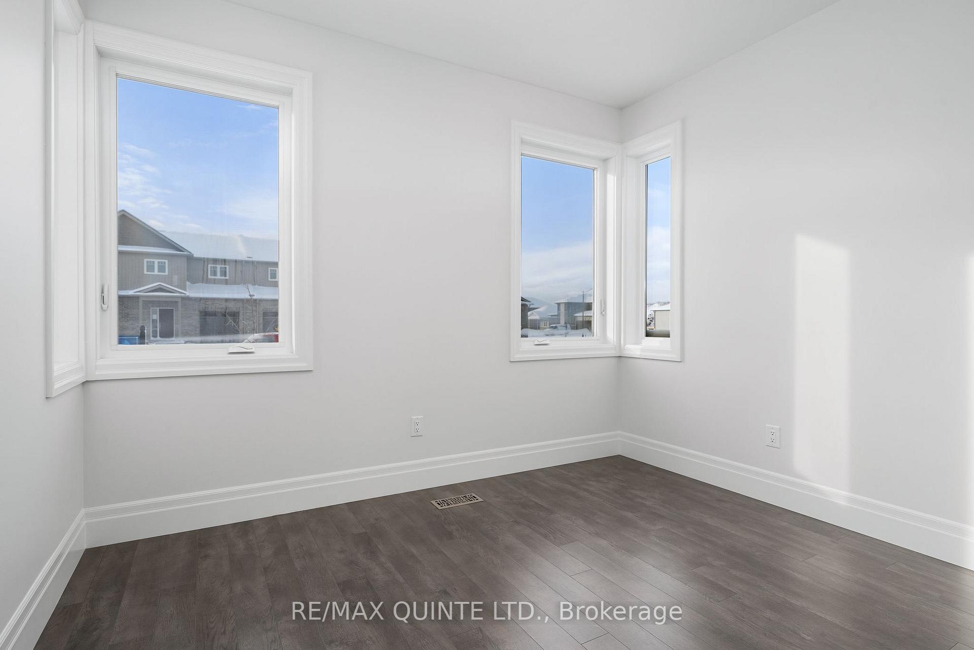 Photo 7 of 216 Beasley Crescent, Prince Edward County, Hallowell Ward — HOMEH