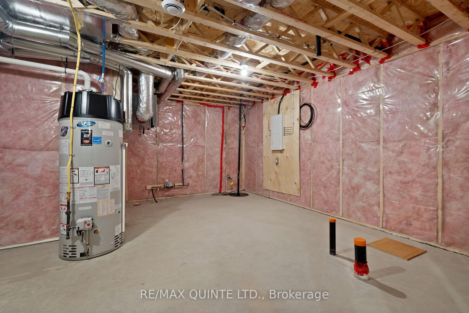 Photo 27 of 216 Beasley Crescent, Prince Edward County, Hallowell Ward — HOMEH