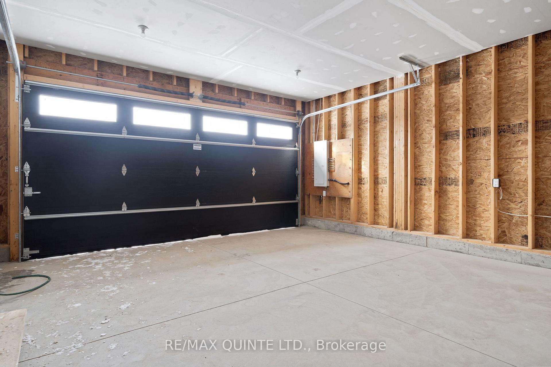 Photo 30 of 216 Beasley Crescent, Prince Edward County, Hallowell Ward — HOMEH