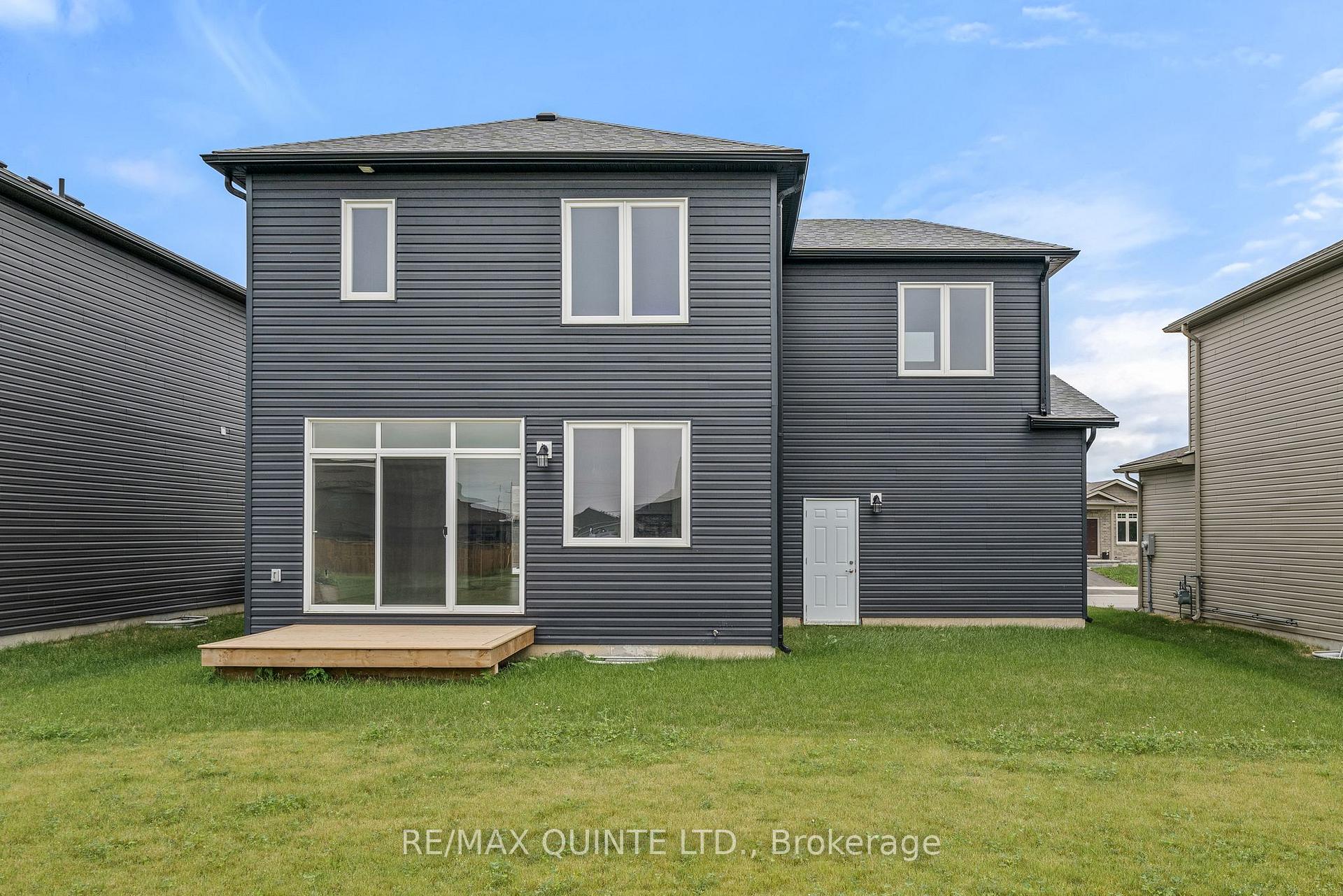 Photo 32 of 216 Beasley Crescent, Prince Edward County, Hallowell Ward — HOMEH