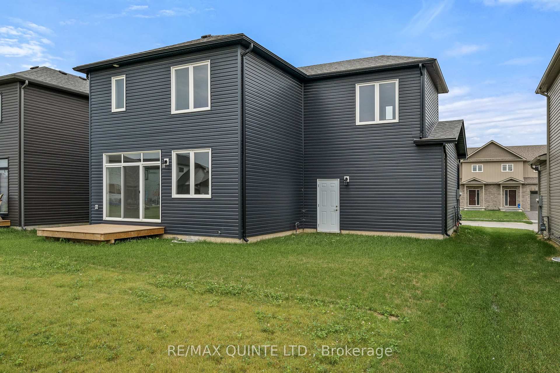 Photo 33 of 216 Beasley Crescent, Prince Edward County, Hallowell Ward — HOMEH