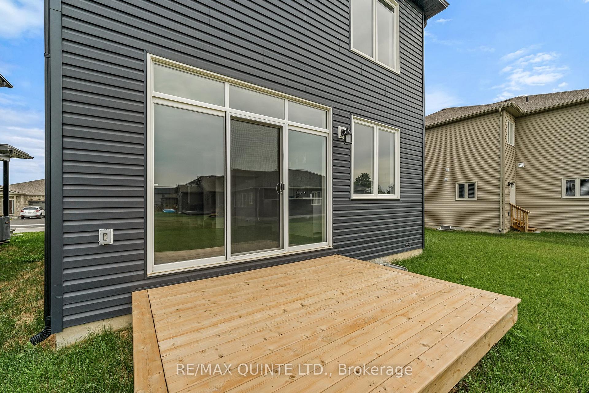 Photo 34 of 216 Beasley Crescent, Prince Edward County, Hallowell Ward — HOMEH