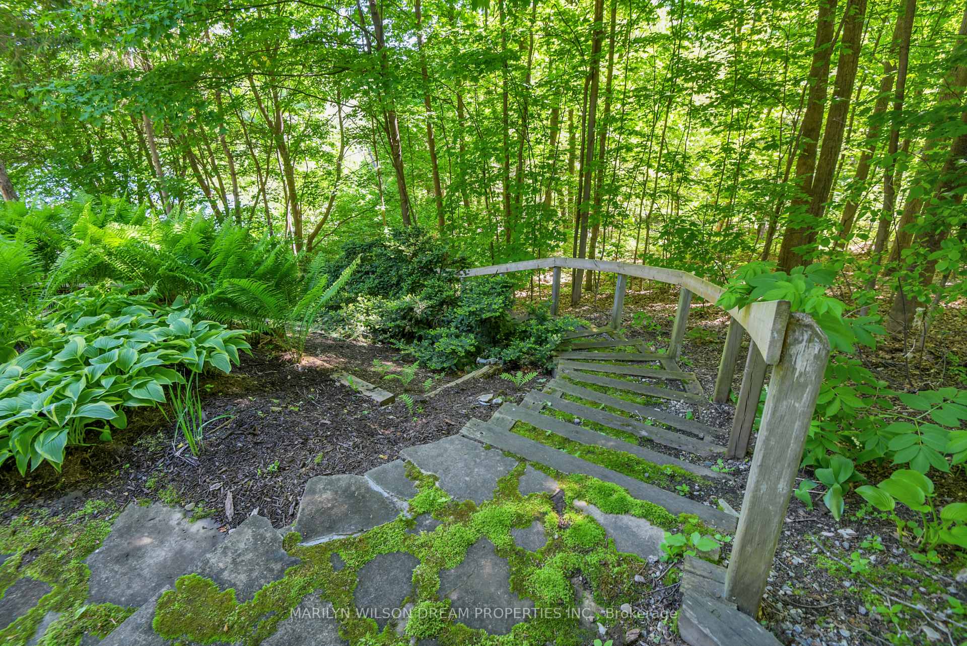 Photo 11 of 180 Lansdowne Road S, Ottawa, Rockcliffe — HOMEH