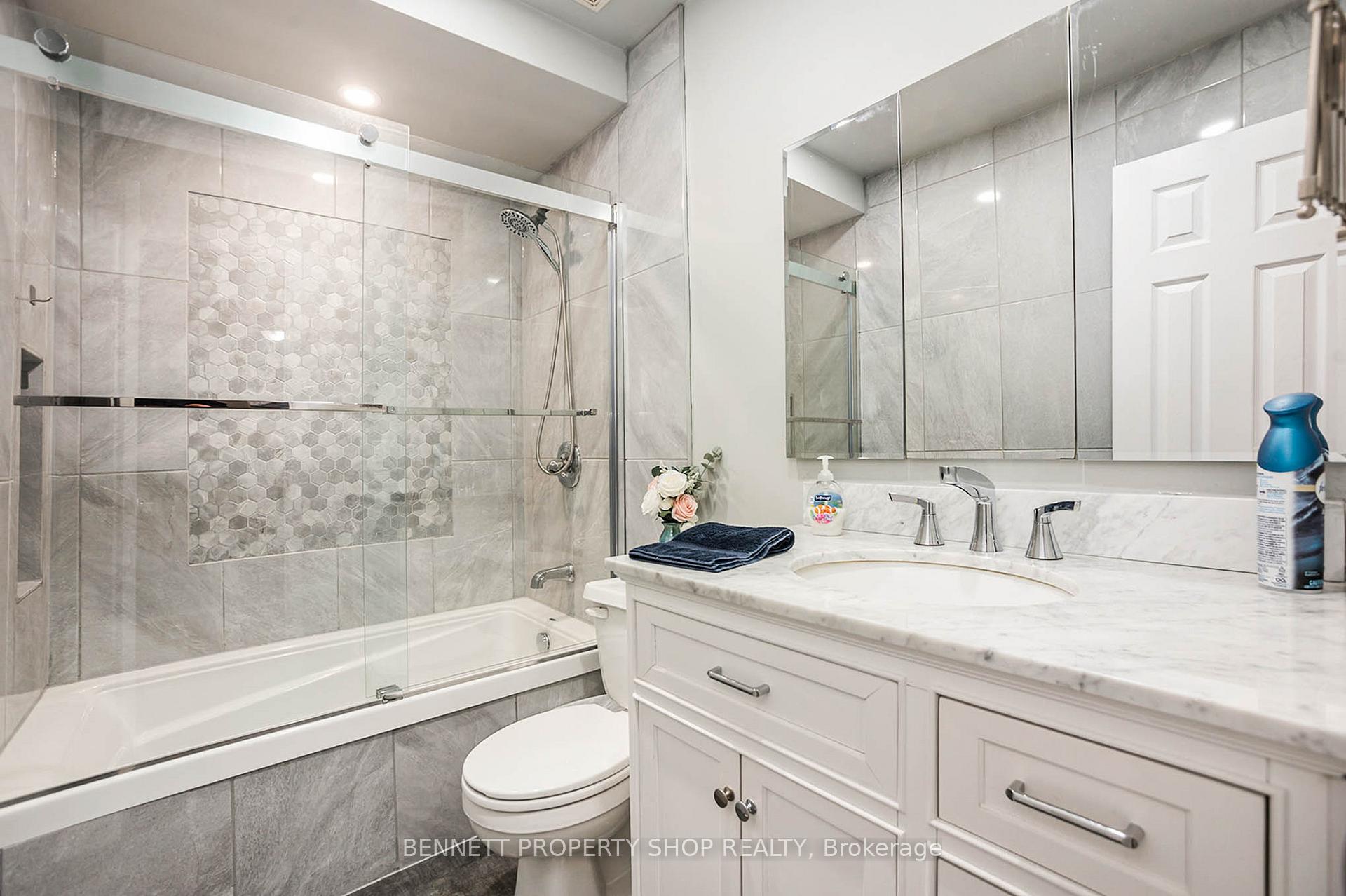 Photo 7 of 1365 Caravel Crescent, Ottawa, Bilberry Creek/Queenswood Heights — HOMEH